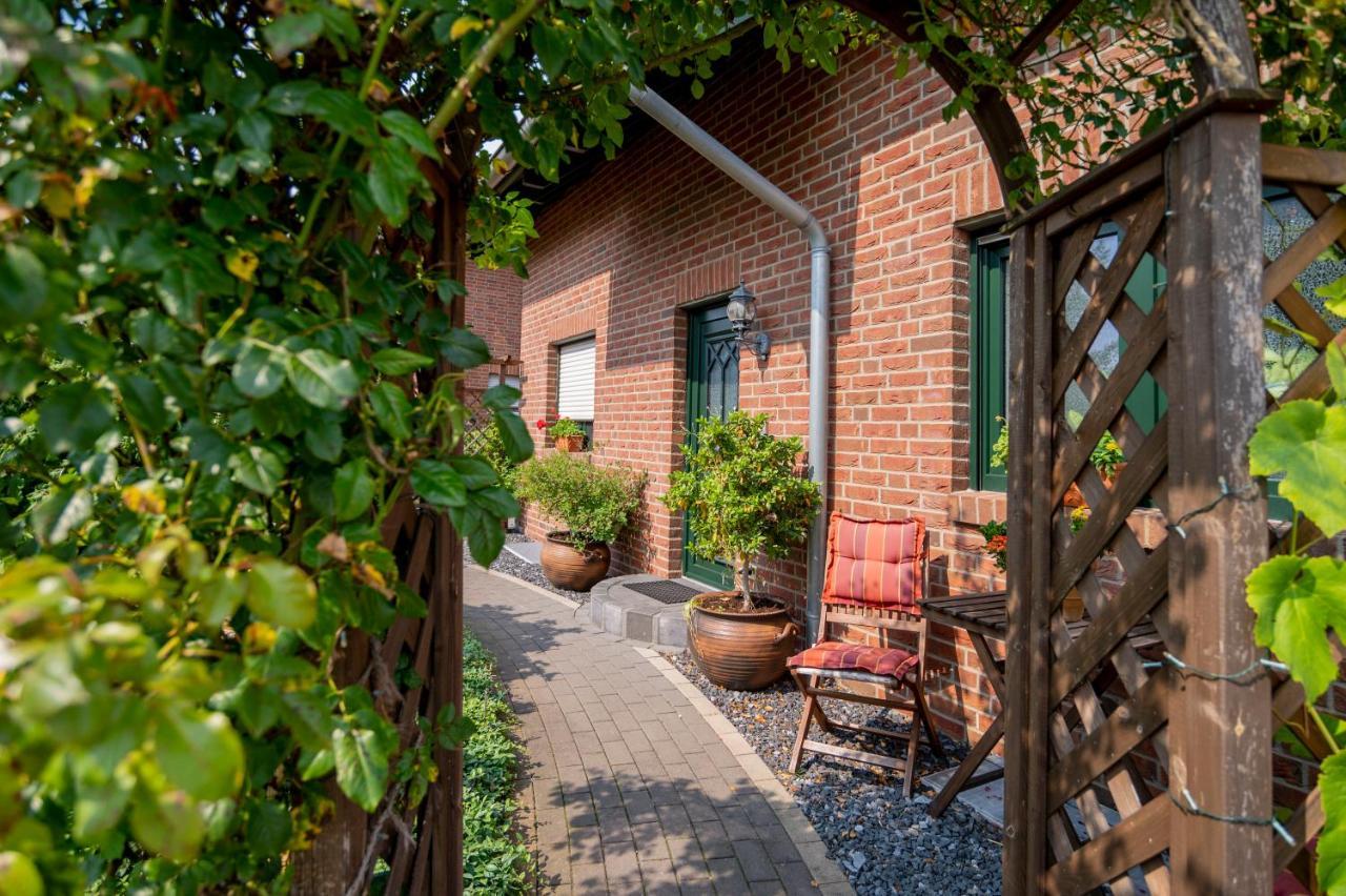 Helle Nichtraucherwohnung 69Qm Zwischen Koeln Und Duesseldorf ドルマーゲン エクステリア 写真