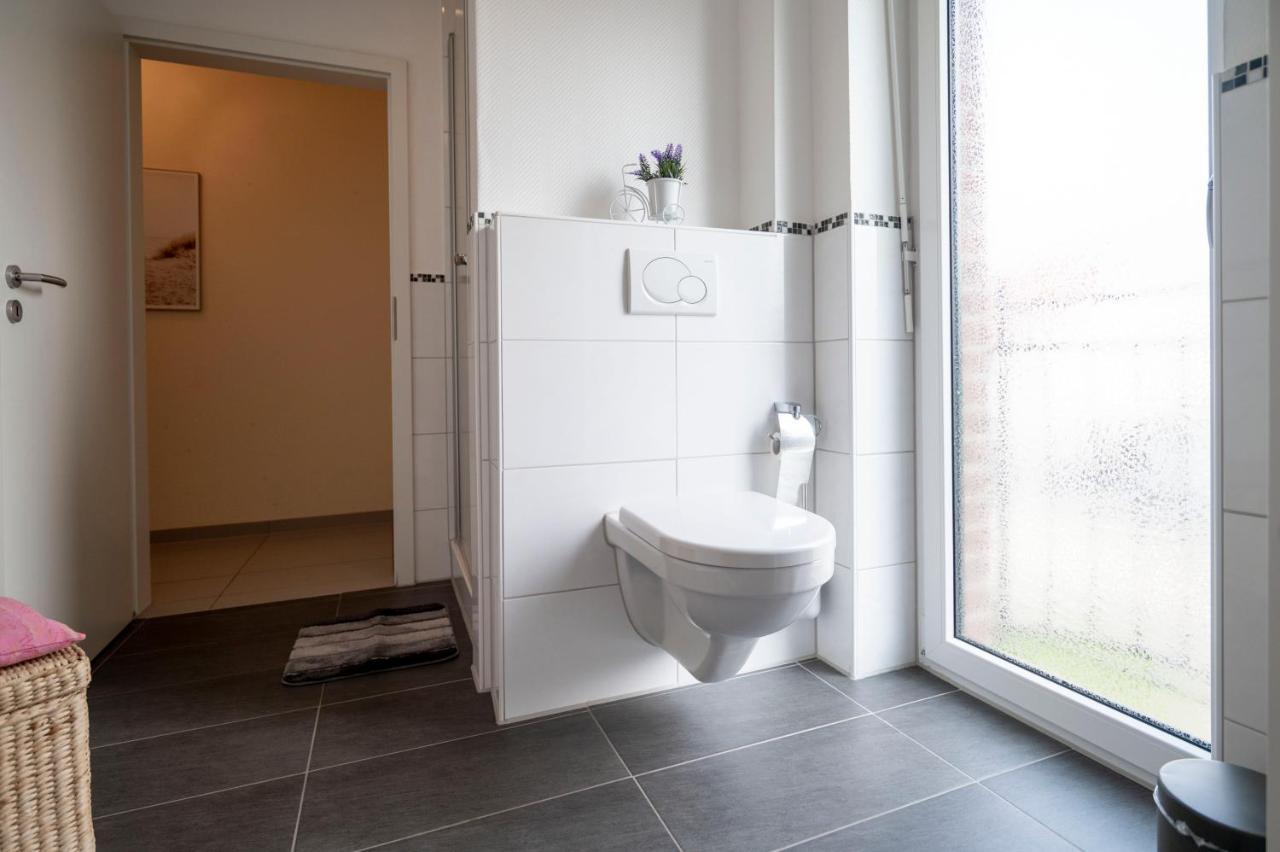 Helle Nichtraucherwohnung 69Qm Zwischen Koeln Und Duesseldorf ドルマーゲン エクステリア 写真