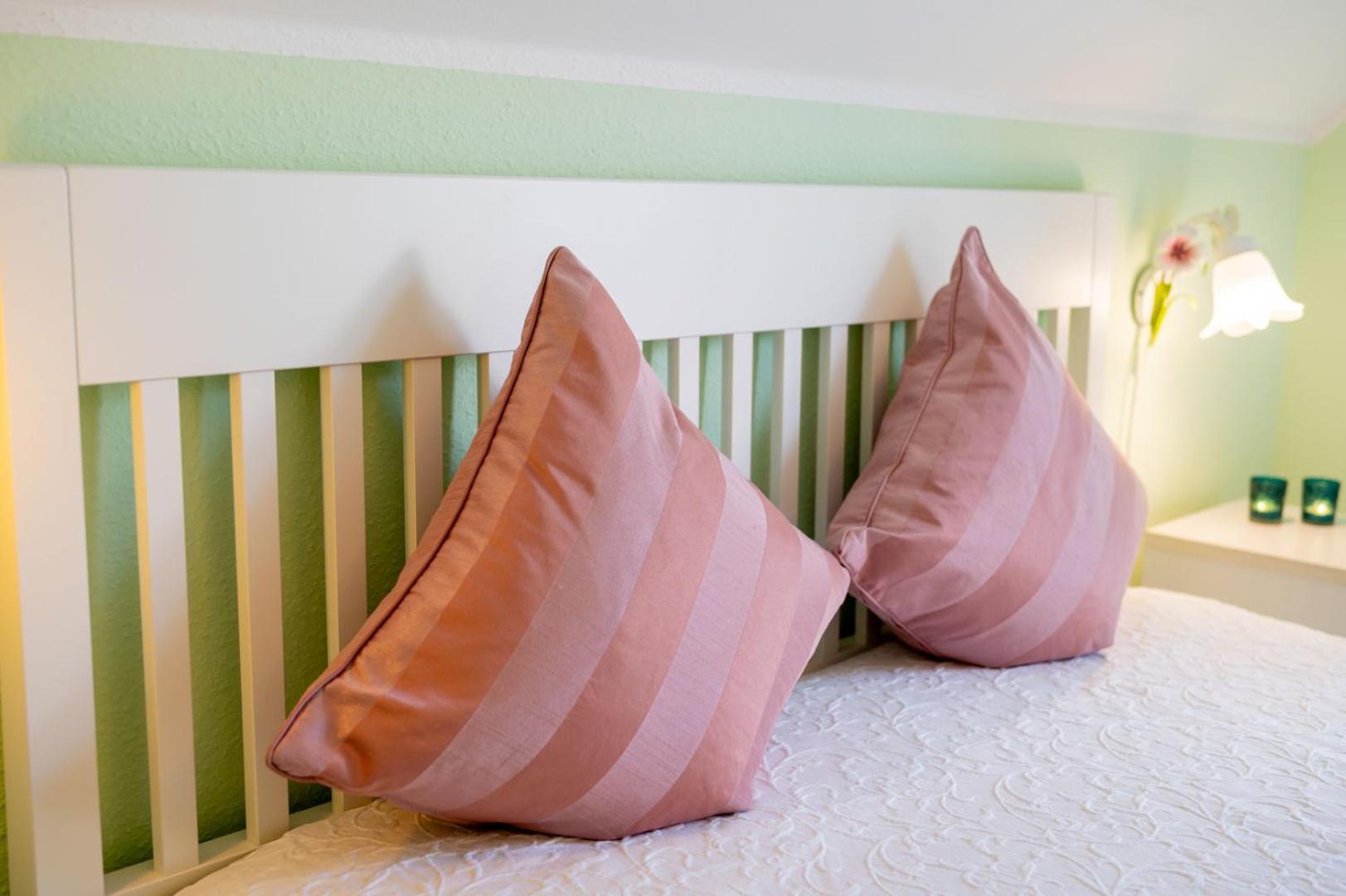 Helle Nichtraucherwohnung 69Qm Zwischen Koeln Und Duesseldorf ドルマーゲン エクステリア 写真